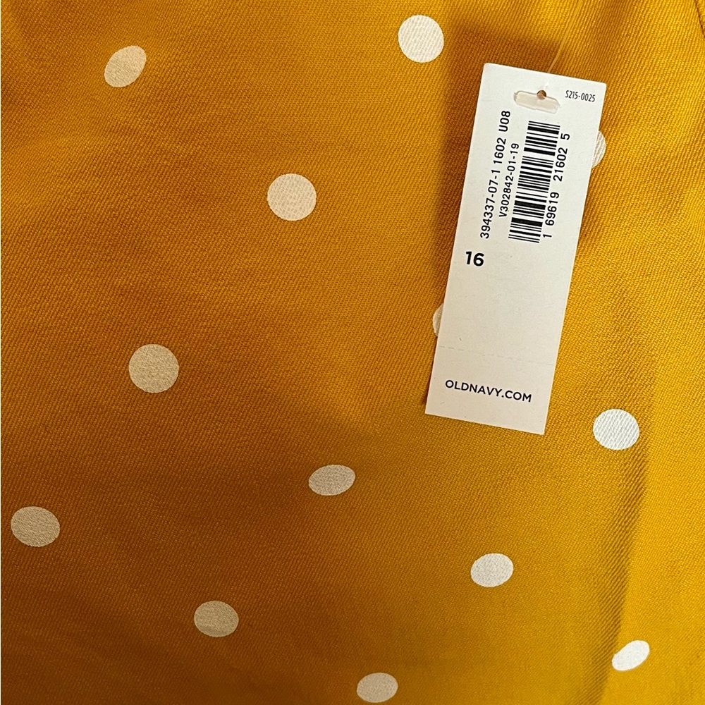 4 Pair Old Navy Pixie Pants - image 7